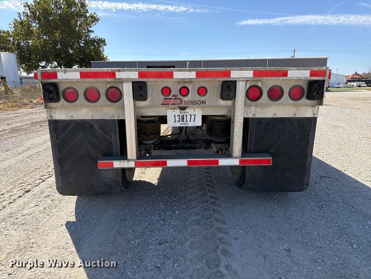 image for item FP3142 1999 Benson AF489650 flatbed trailer