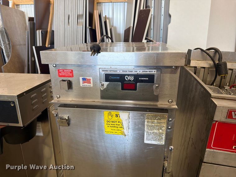 image for item FT6652 Assorted appliances