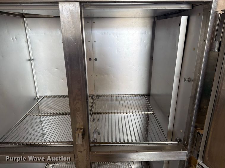 image for item FT6653 Traulsen ALT232DUT-HHS refrigerator 