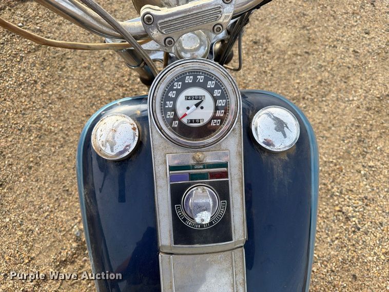 image for item FT6810 2004 ASVE Rebel motorcycle