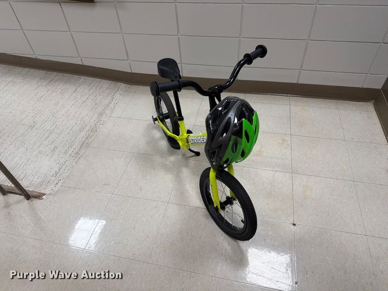 image for item FT6840 (6) bicycles