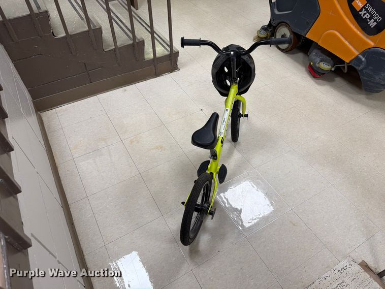 image for item FT6840 (6) bicycles