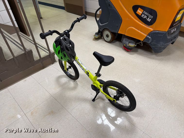 image for item FT6840 (6) bicycles