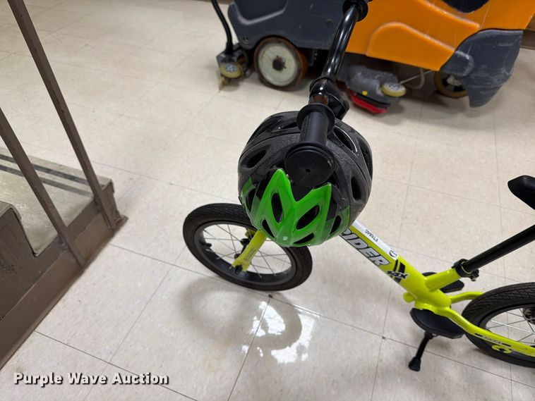 image for item FT6840 (6) bicycles