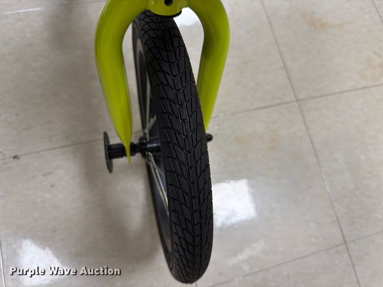 image for item FT6840 (6) bicycles