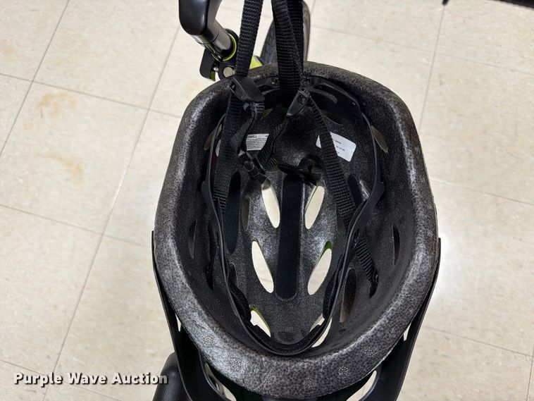image for item FT6840 (6) bicycles