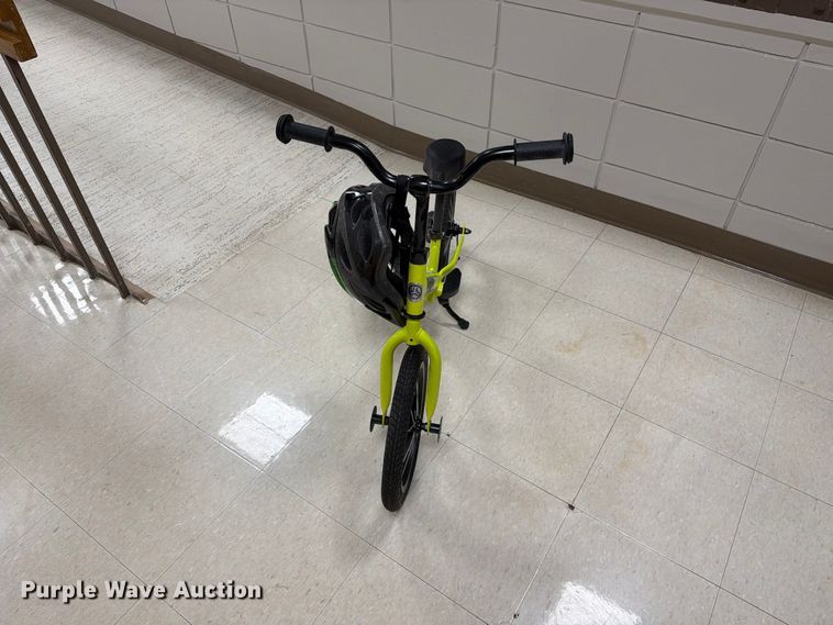 image for item FT6841 (6) bicycles