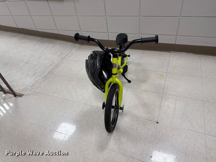 image for item FT6842 (6) bicycles