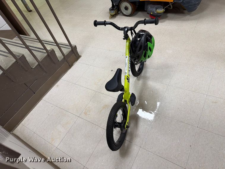 image for item FT6842 (6) bicycles