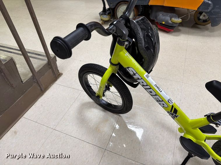 image for item FT6842 (6) bicycles