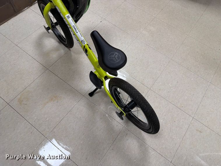 image for item FT6842 (6) bicycles