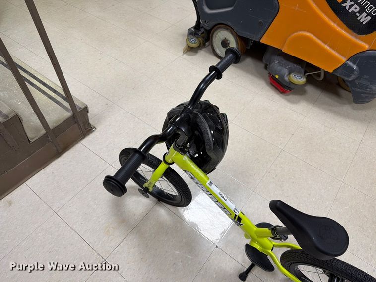 image for item FT6843 (7) bicycles