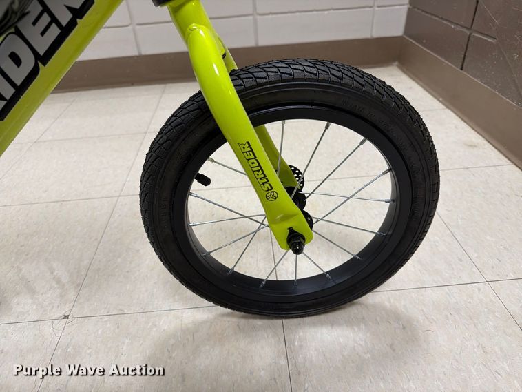 image for item FT6843 (7) bicycles