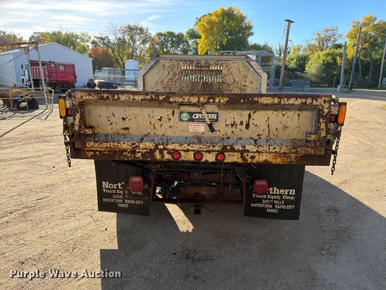 image for item FT6857 2001 Ford F350 Super Duty dump bed pickup truck