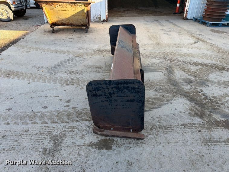 image for item FT6858 skid steer snow pusher