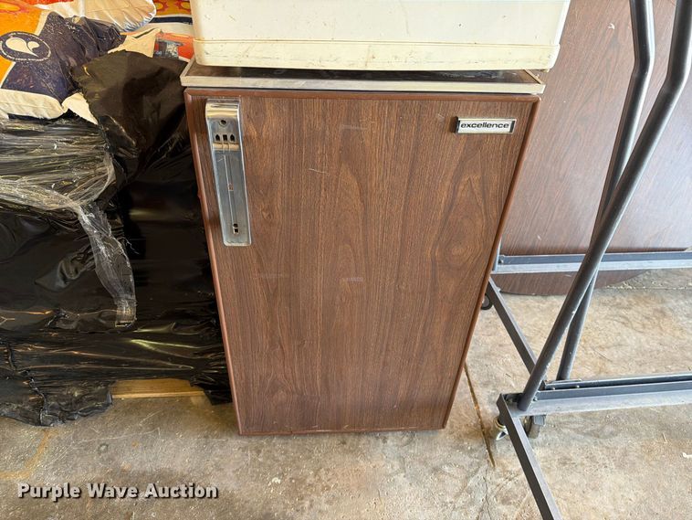 image for item FT8043 Office furniture and equipment