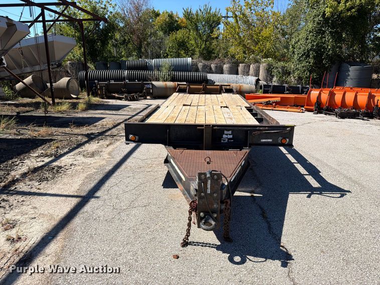 image for item FU1095 2004 Holden HCZ-18KT equipment trailer