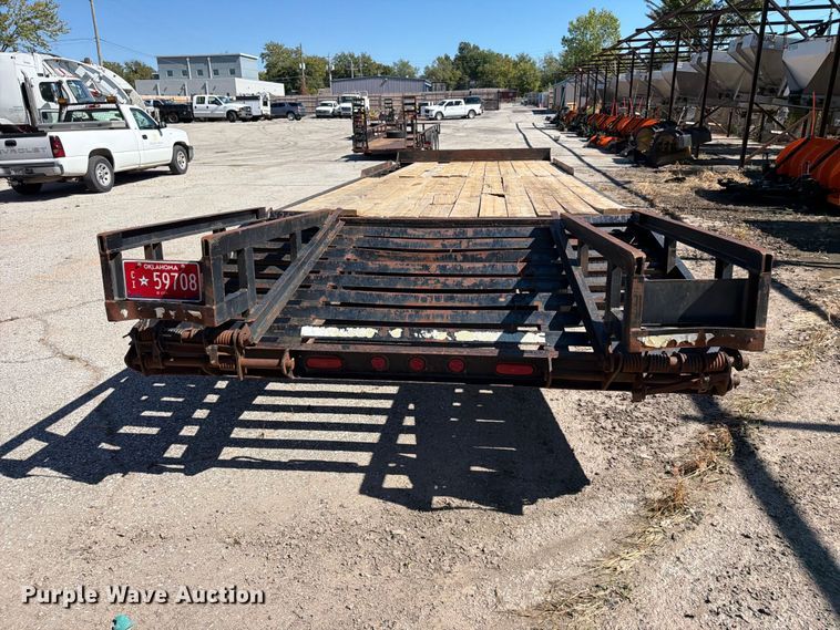 image for item FU1095 2004 Holden HCZ-18KT equipment trailer