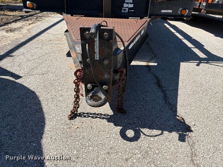 image for item FU1095 2004 Holden HCZ-18KT equipment trailer
