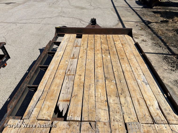 image for item FU1095 2004 Holden HCZ-18KT equipment trailer