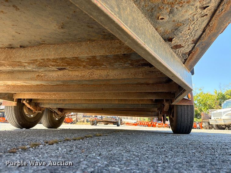 image for item FU1097 2015 Maxey utility trailer