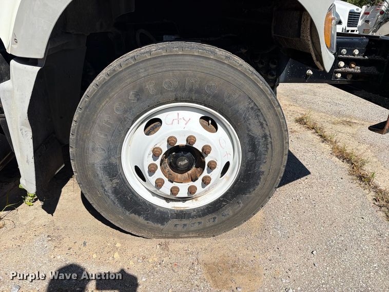 image for item FU1100 2016 Mack GU433 dump truck