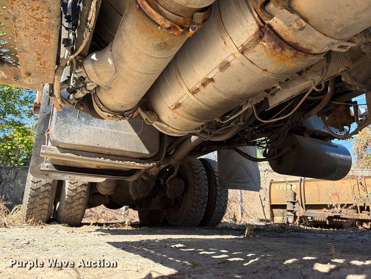 image for item FU1100 2016 Mack GU433 dump truck
