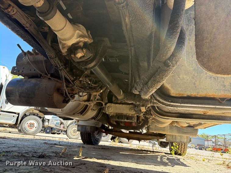 image for item FU1100 2016 Mack GU433 dump truck