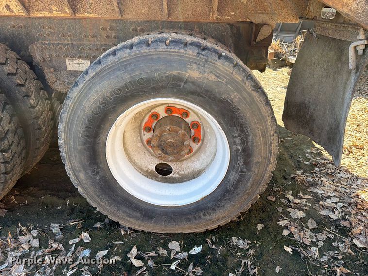 image for item FU1100 2016 Mack GU433 dump truck