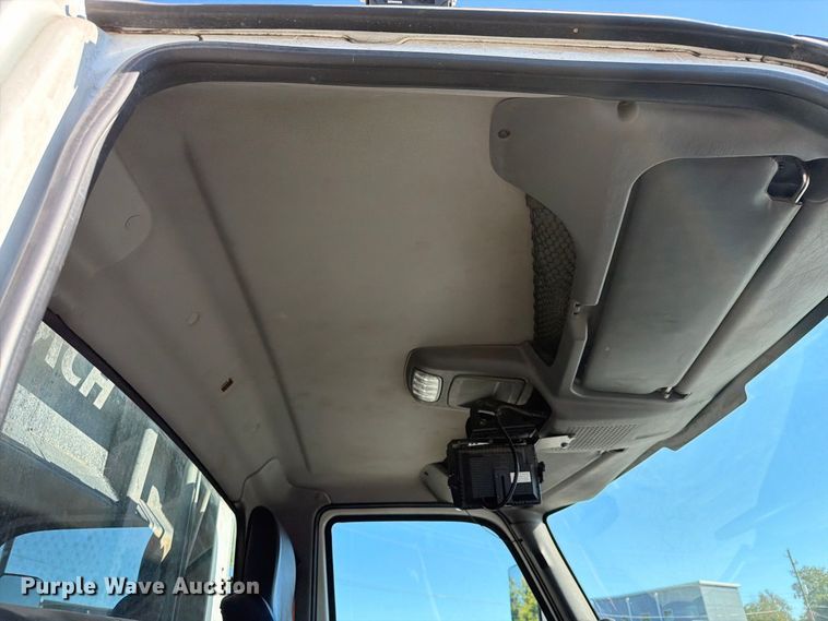 image for item FU1101 2020 International HV607 refuse truck