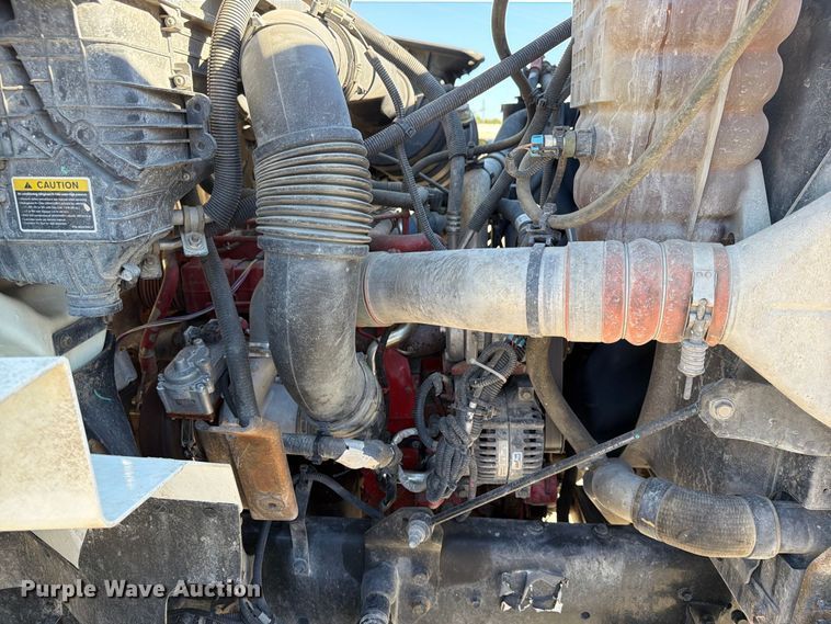 image for item FU1101 2020 International HV607 refuse truck