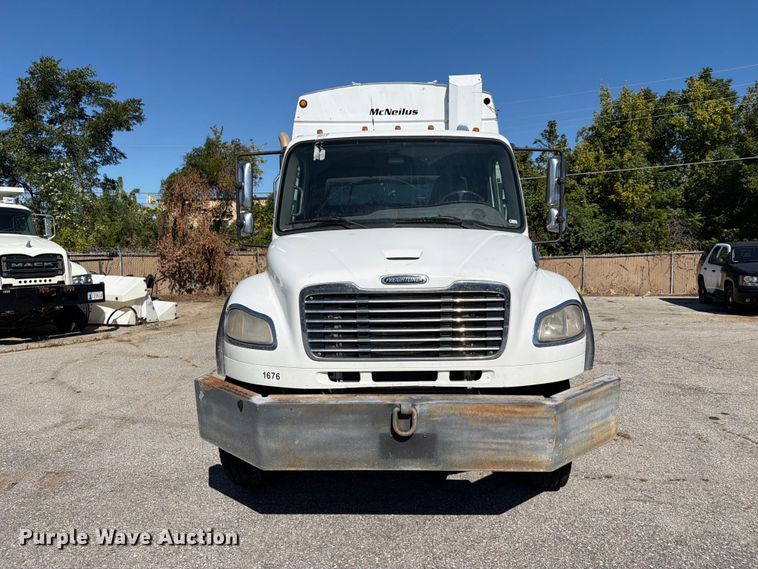image for item FU1102 2017 Freightliner M2 refuse truck