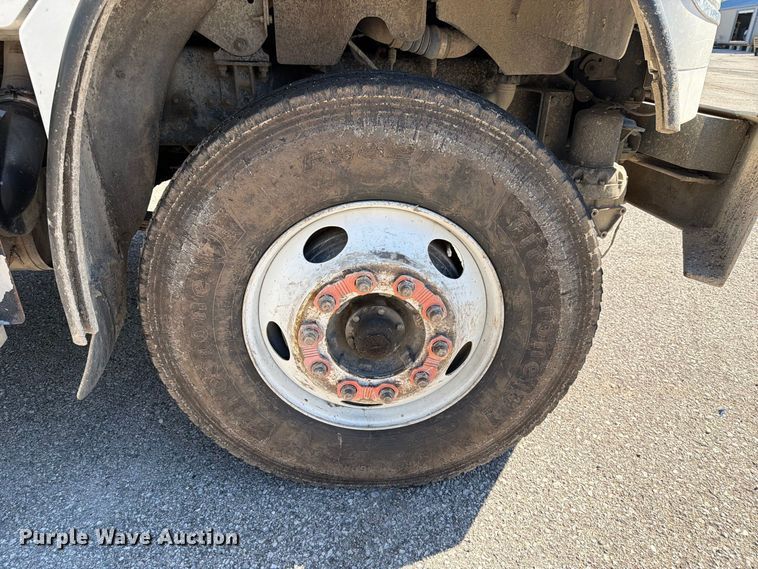 image for item FU1102 2017 Freightliner M2 refuse truck