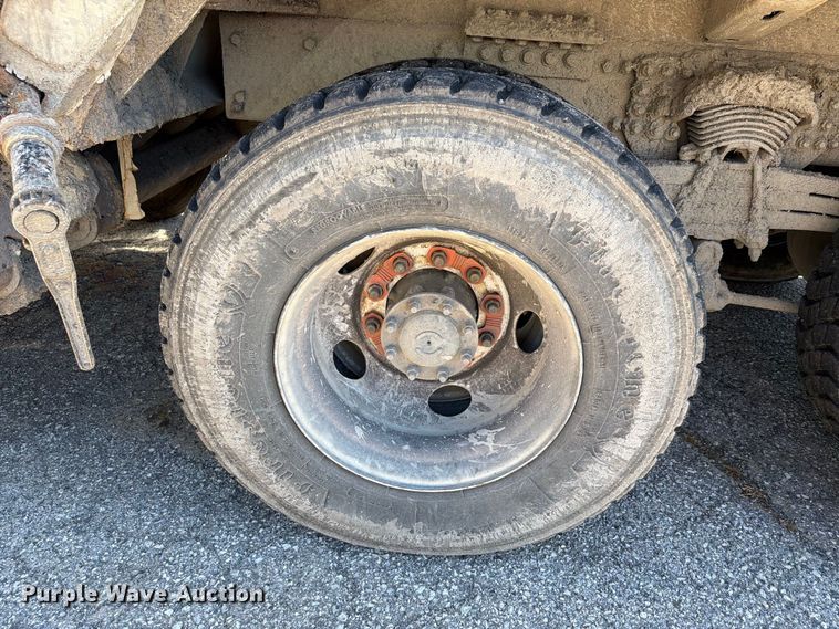 image for item FU1102 2017 Freightliner M2 refuse truck