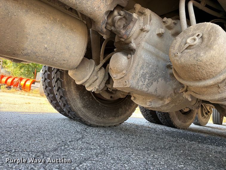 image for item FU1102 2017 Freightliner M2 refuse truck