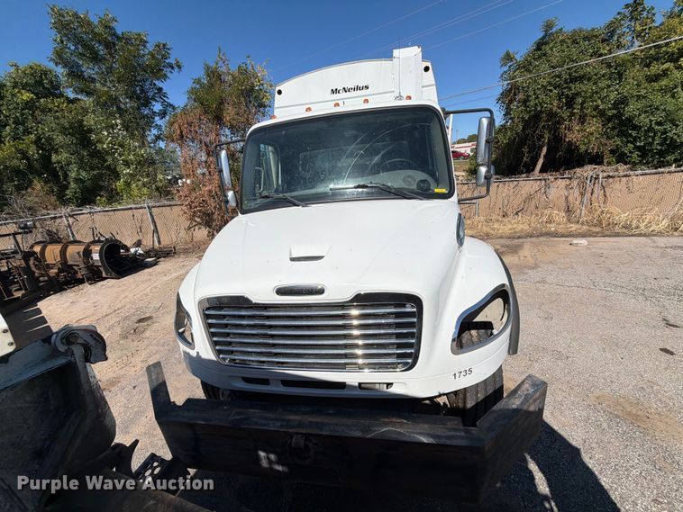 image for item FU1103 2017 Freightliner Business Class M2 refuse truck