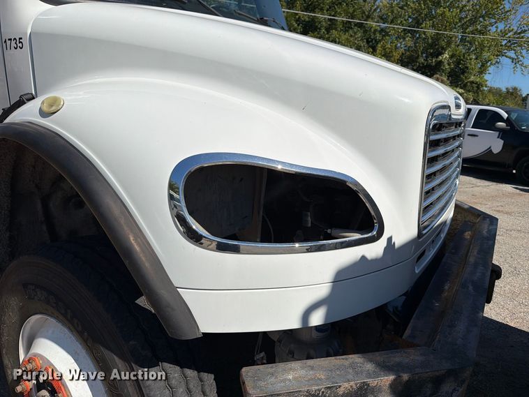image for item FU1103 2017 Freightliner Business Class M2 refuse truck