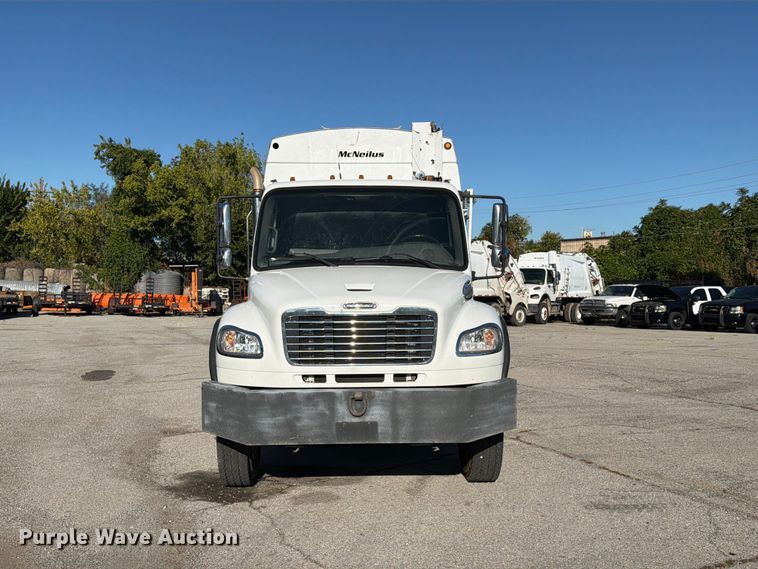 image for item FU1104 2017 Freightliner Business Class M2 refuse truck