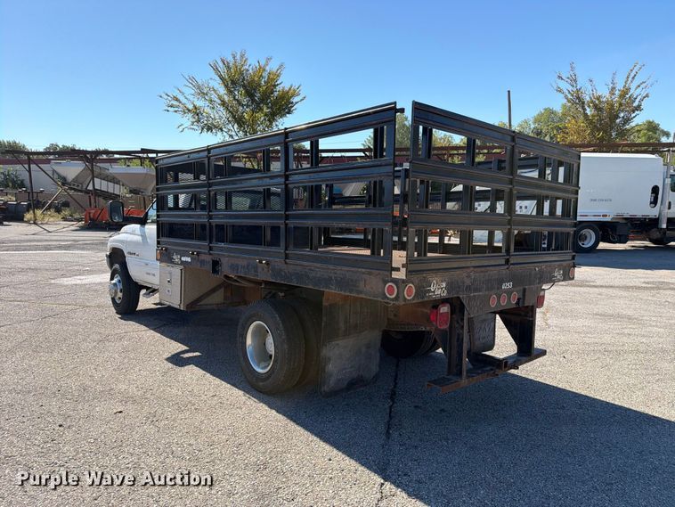 image for item FU1105 2002 Dodge Ram 3500 flatbed pickup truck