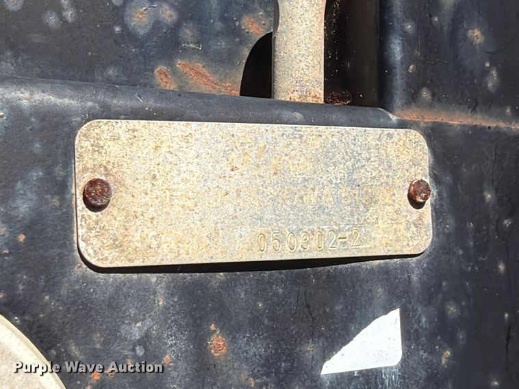 image for item FU1105 2002 Dodge Ram 3500 flatbed pickup truck