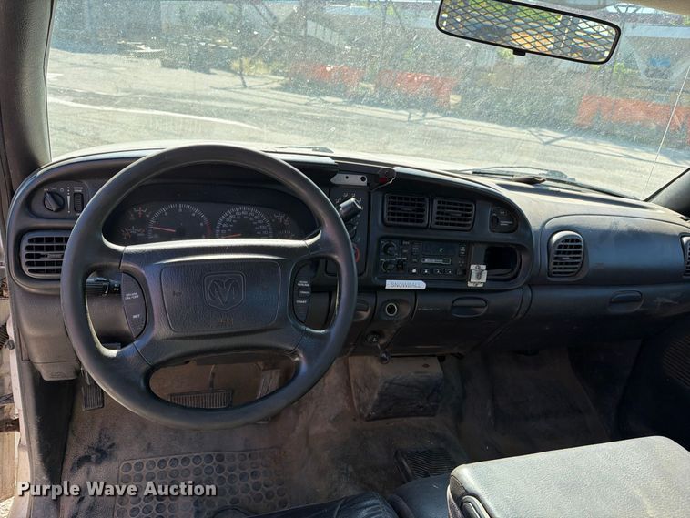 image for item FU1105 2002 Dodge Ram 3500 flatbed pickup truck