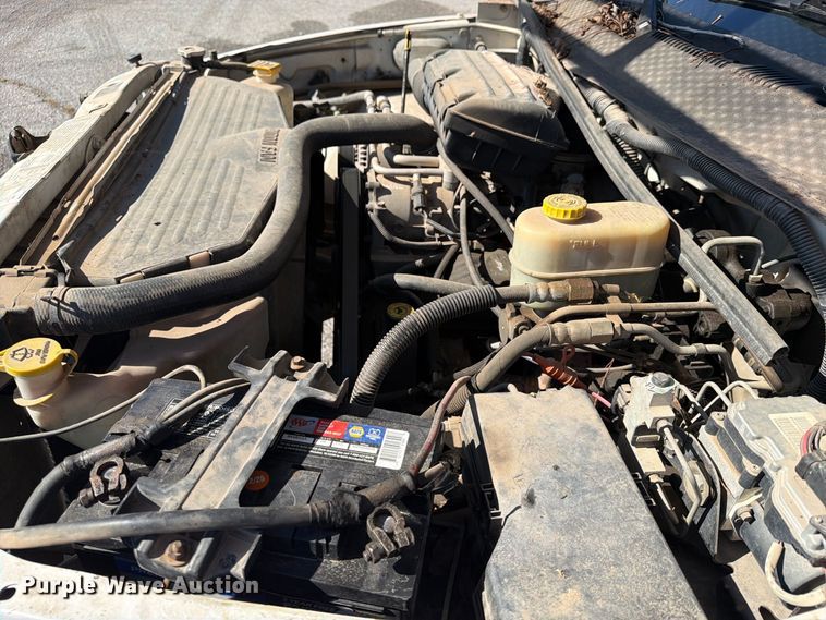 image for item FU1105 2002 Dodge Ram 3500 flatbed pickup truck