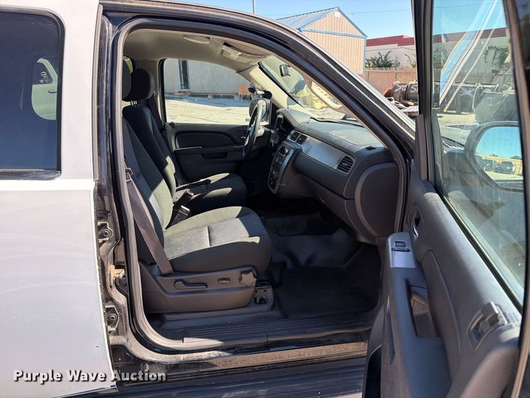 image for item FU1108 2013 Chevrolet Tahoe Police SUV