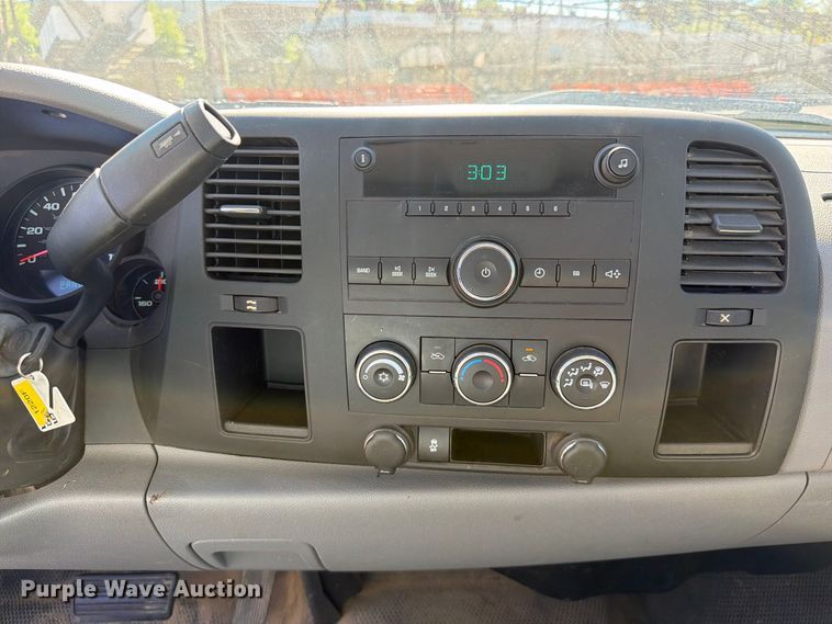 image for item FU1109 2012 Chevrolet Silverado 1500 pickup truck