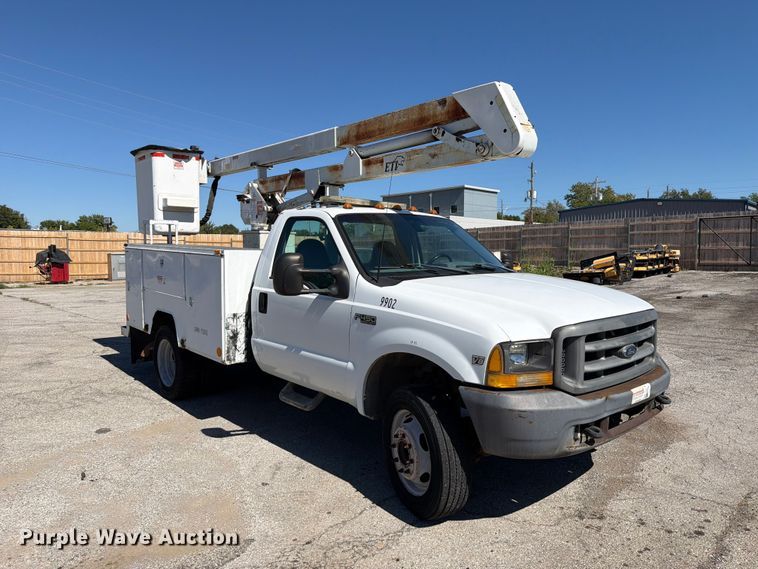 image for item FU1111 1999 Ford F450 Super Duty bucket truck