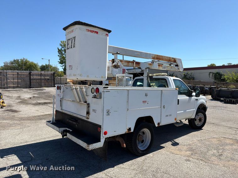 image for item FU1111 1999 Ford F450 Super Duty bucket truck