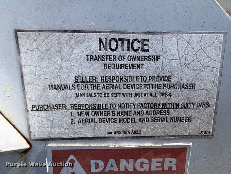 image for item FU1111 1999 Ford F450 Super Duty bucket truck