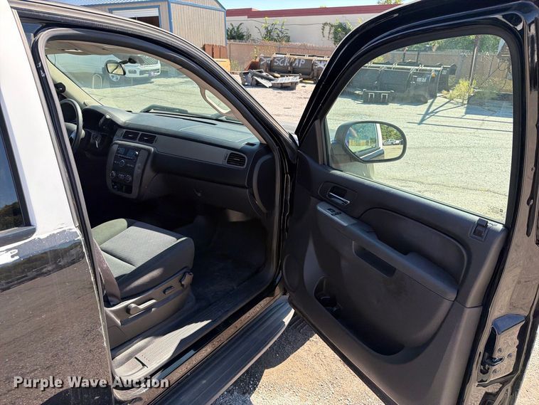 image for item FU1112 2013 Chevrolet Tahoe Police SUV