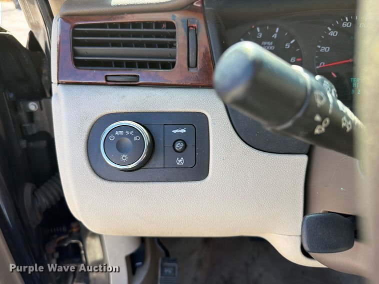 image for item FU1113 2008 Chevrolet Impala LS