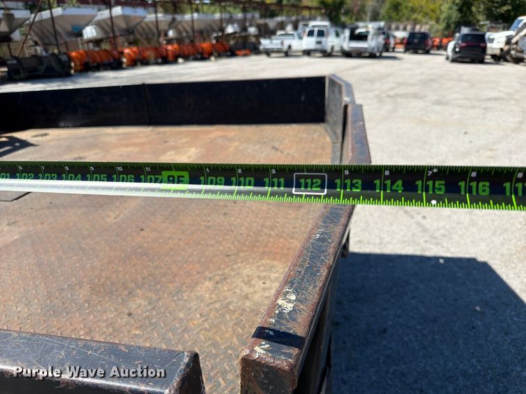 image for item FU1114 2006 Ford F350 Super Duty Crew Cab pickup truck